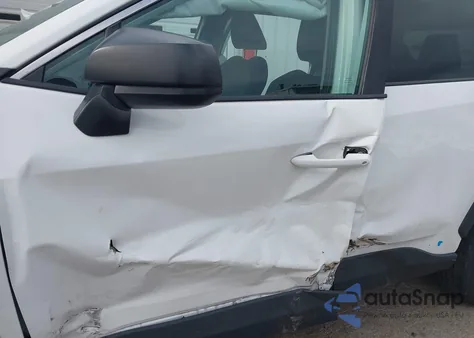 2020 Toyota Rav4 Le z USA, uszkodzony, nr VIN 2T3F1RFV9LC085159